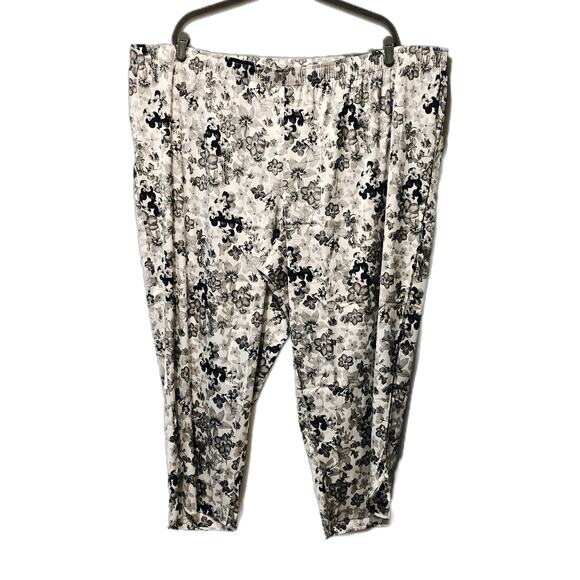 Breezies White Gray Black Floral Print Cropped Lounge Pants 3X NWOT - Picture 2 of 5